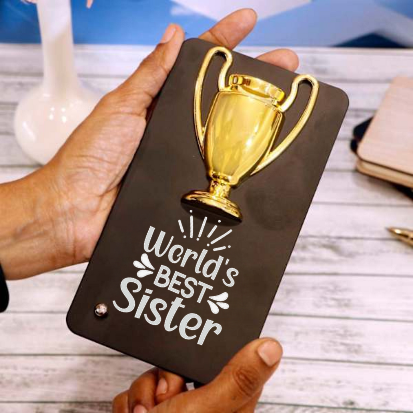 World's Best Sister Trophy Metal Stand, 16 x 9 cm, Black with Gold Trophy, Decorative Gift
