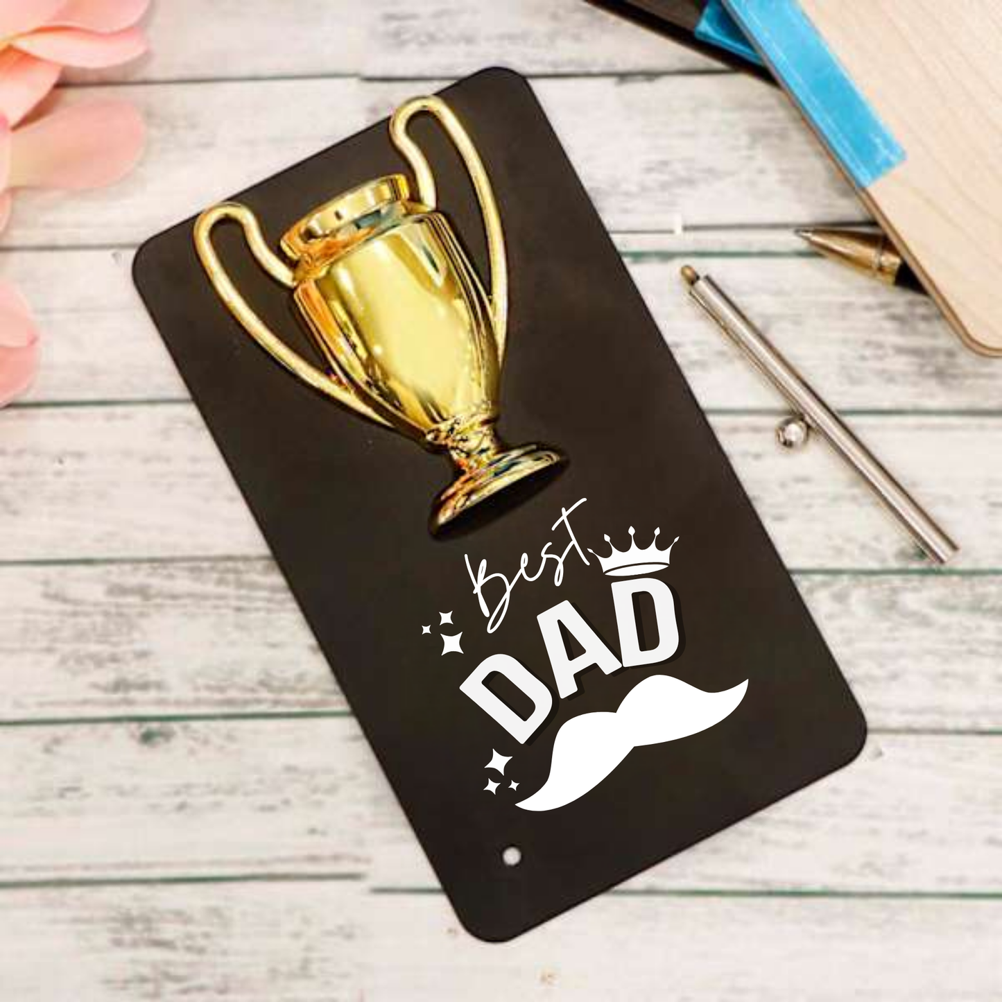 Best Dad Trophy Wall Plaque, Black Metal Card with Gold Trophy Design, 16 x 9 cm