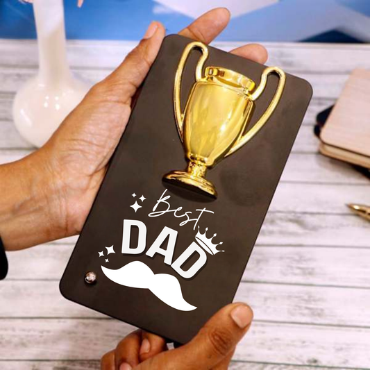 Best Dad Trophy Wall Plaque, Black Metal Card with Gold Trophy Design, 16 x 9 cm