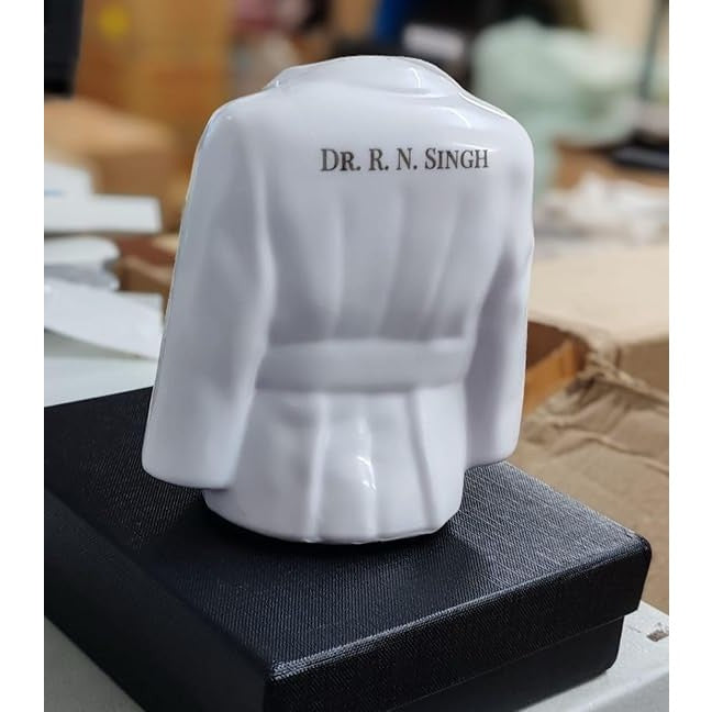 Doctor's Lab Coat Pen Stand, Personalized White ABS Plastic, 13 x 12 cm